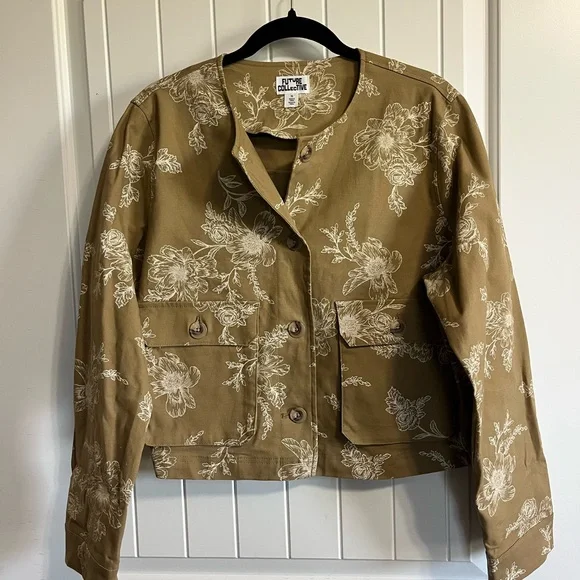 Utility Bomber Jacket Future Collective Khaki Medium Spring Floral Feminine NWOT - Picture 2 of 8
